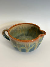 Load image into Gallery viewer, Handmade Pottery Batter Bowl