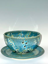 Load image into Gallery viewer, Handmade Pottery Berry Bowl