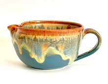 Load image into Gallery viewer, Handmade Pottery Batter Bowl