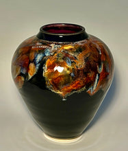 Load image into Gallery viewer, Wheel Thrown Tiger Eye Vase