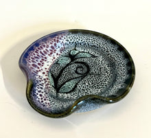 Load image into Gallery viewer, Handmade Oil Spot Spoonrest