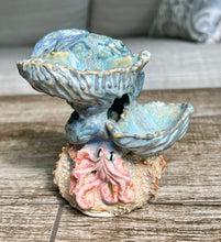 Load image into Gallery viewer, Handmade Pottery Sea Sculpture S&amp;P Server