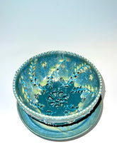 Load image into Gallery viewer, Handmade Pottery Berry Bowl