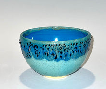 Load image into Gallery viewer, Aquamarine Slip Trailed Bowl