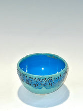 Load image into Gallery viewer, Aquamarine Slip Trailed Bowl