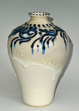 Load image into Gallery viewer, Handmade Satin White Crystalline Vase