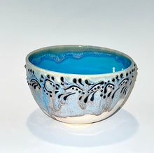 Load image into Gallery viewer, Blue Slip Trailed Bowl
