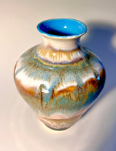 Load image into Gallery viewer, Wheel Thrown Pottery Vase