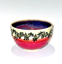 Load image into Gallery viewer, Ruby Slip Trailed Bowl